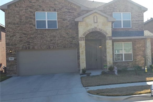 4 beds RES-Single Family in Grand Prairie, TX