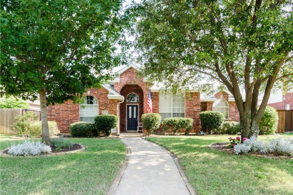 4 beds RES-Single Family in Plano, TX